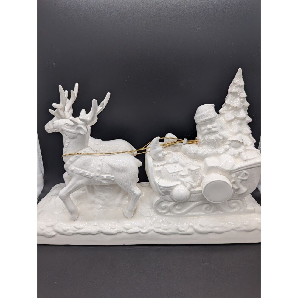 Mikassa Porcelain Holiday Elegant Collection Musical Reindeer And Sleigh
